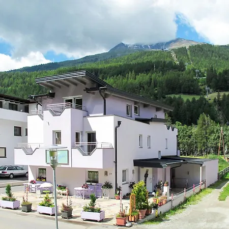 Apartment Saphir By Interhome Sölden
